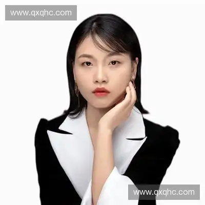 阎强